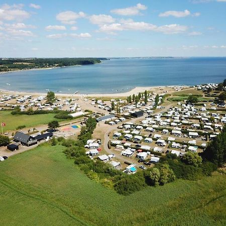 Vikaer Strand Camping & Cottages Diernaes Luaran gambar