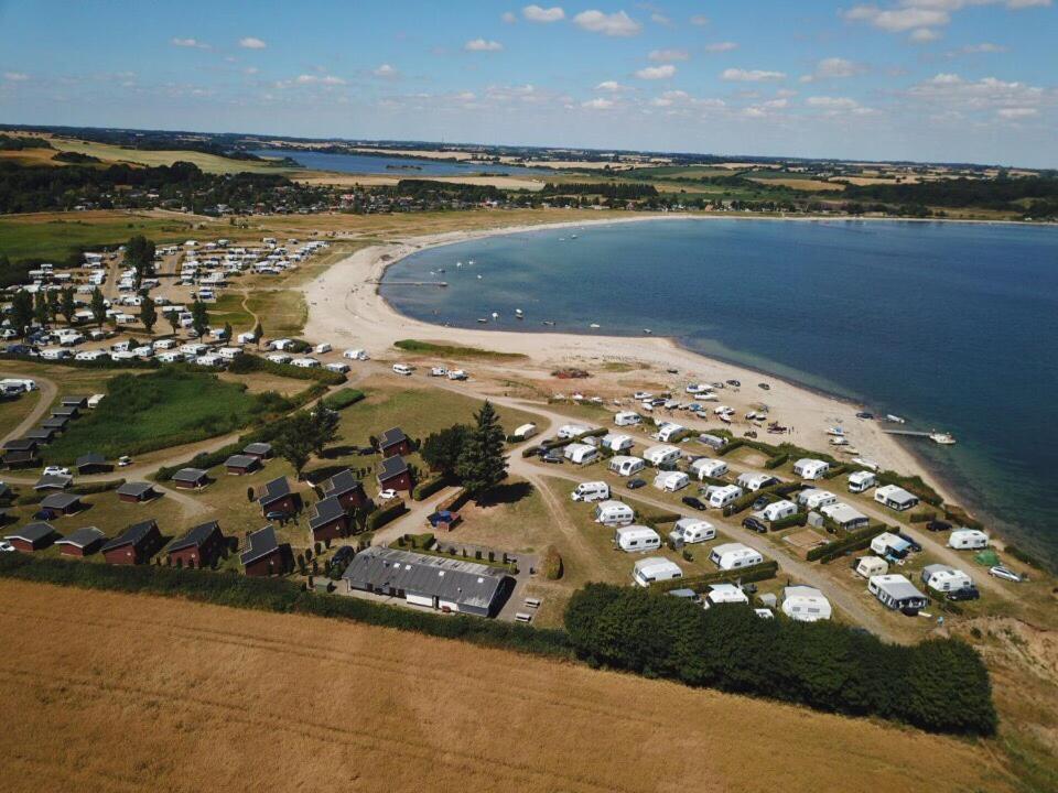 Vikaer Strand Camping & Cottages Diernaes Luaran gambar