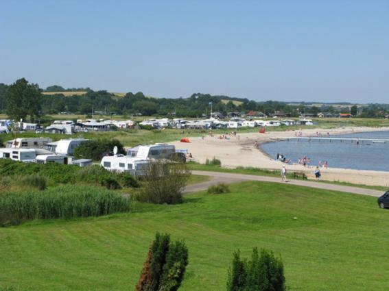 Vikaer Strand Camping & Cottages Diernaes Luaran gambar